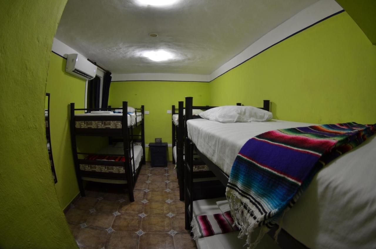 Fiesta Party Hostel - Cancún Kültér fotó
